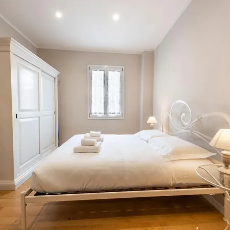 Charming View By Mmega Lägenhet *