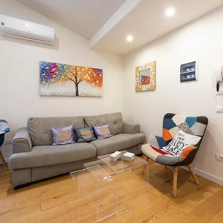 Charming View By Mmega Apartment