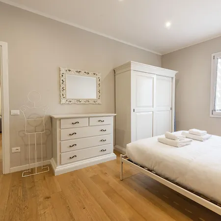 Charming View By Mmega * Florens