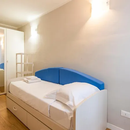 Apartman Charming View By Mmega *